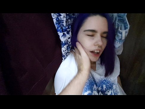 ❤️ Encontrei minha irmã no armário e ajudei-a a se ejacular. ❤ Porno fodido em nós ❌